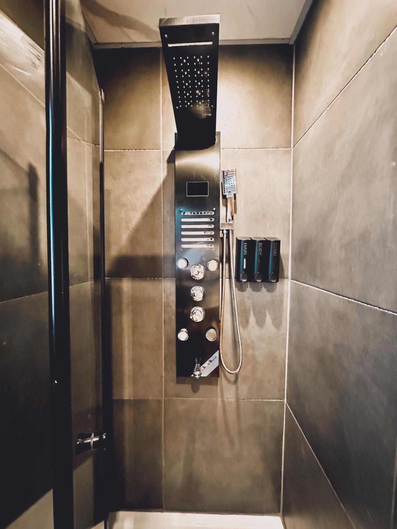 Aparthotel G Eighty Four Londres Exterior foto